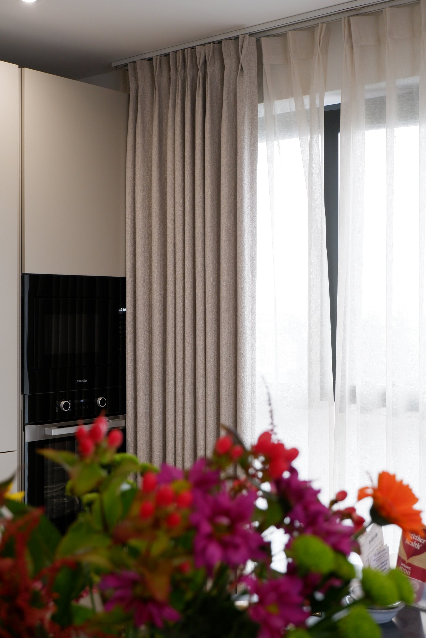 Velvara – Luxe Ripple Curtain Fabric
