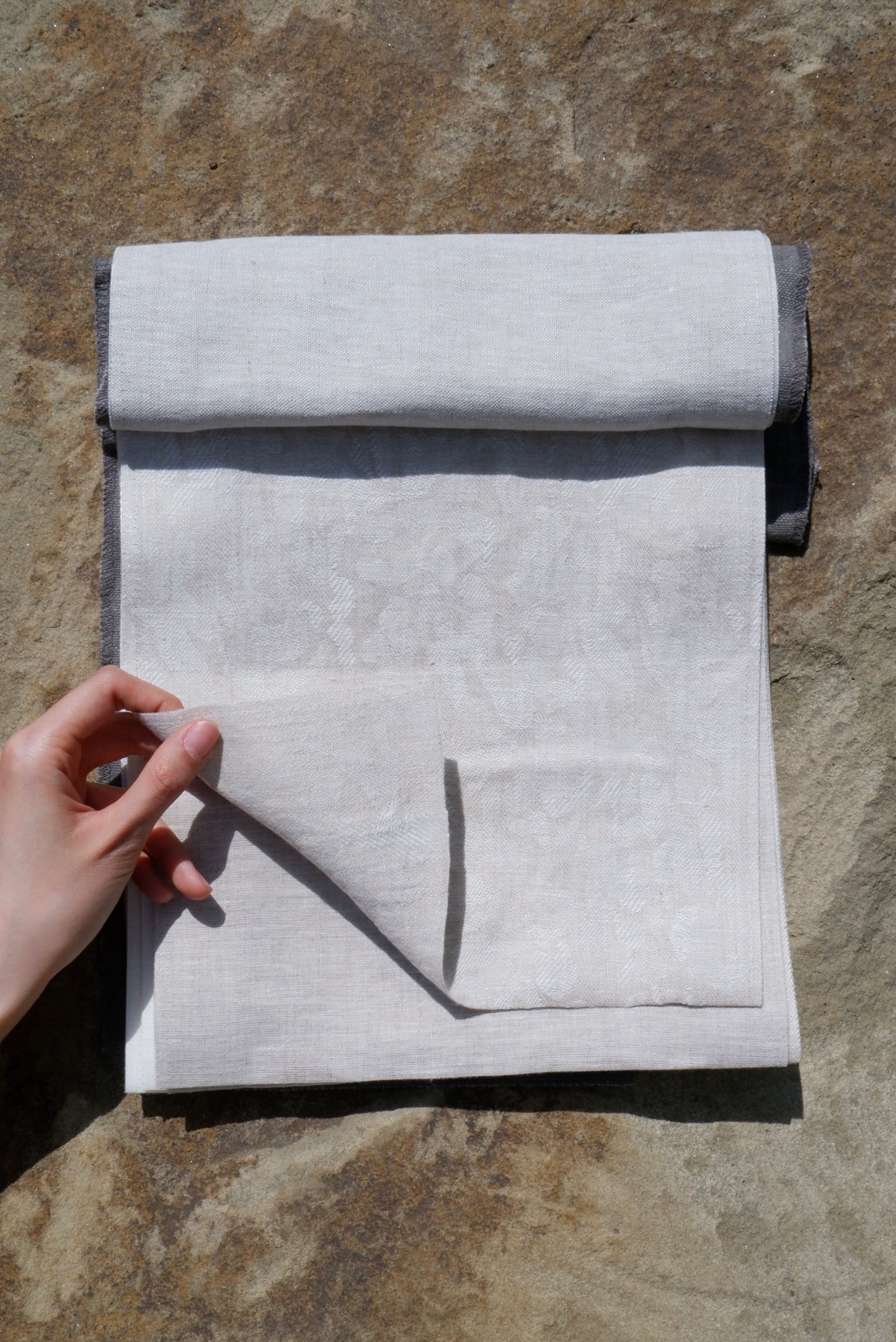 Plain Greige – 100% Linen Curtain Fabric, 140cm Width