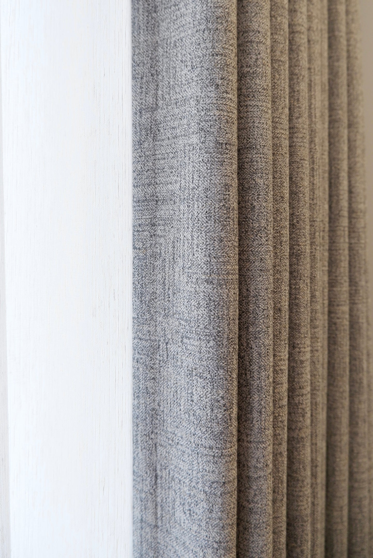 Velgrain – Heavyweight Woven Curtain Fabric
