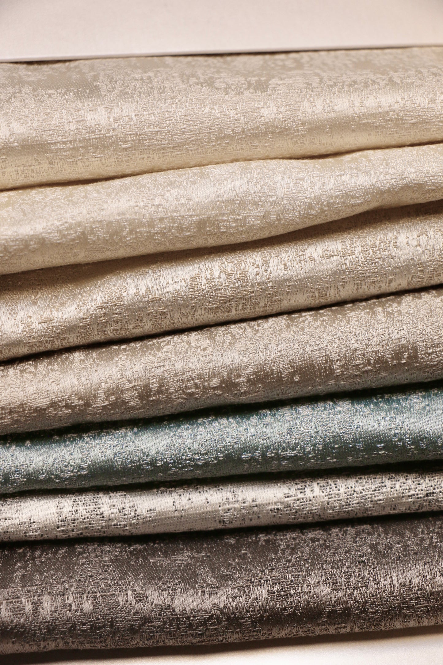 Velvera™ Collection – Wide Width Distressed Shine Curtain Fabric