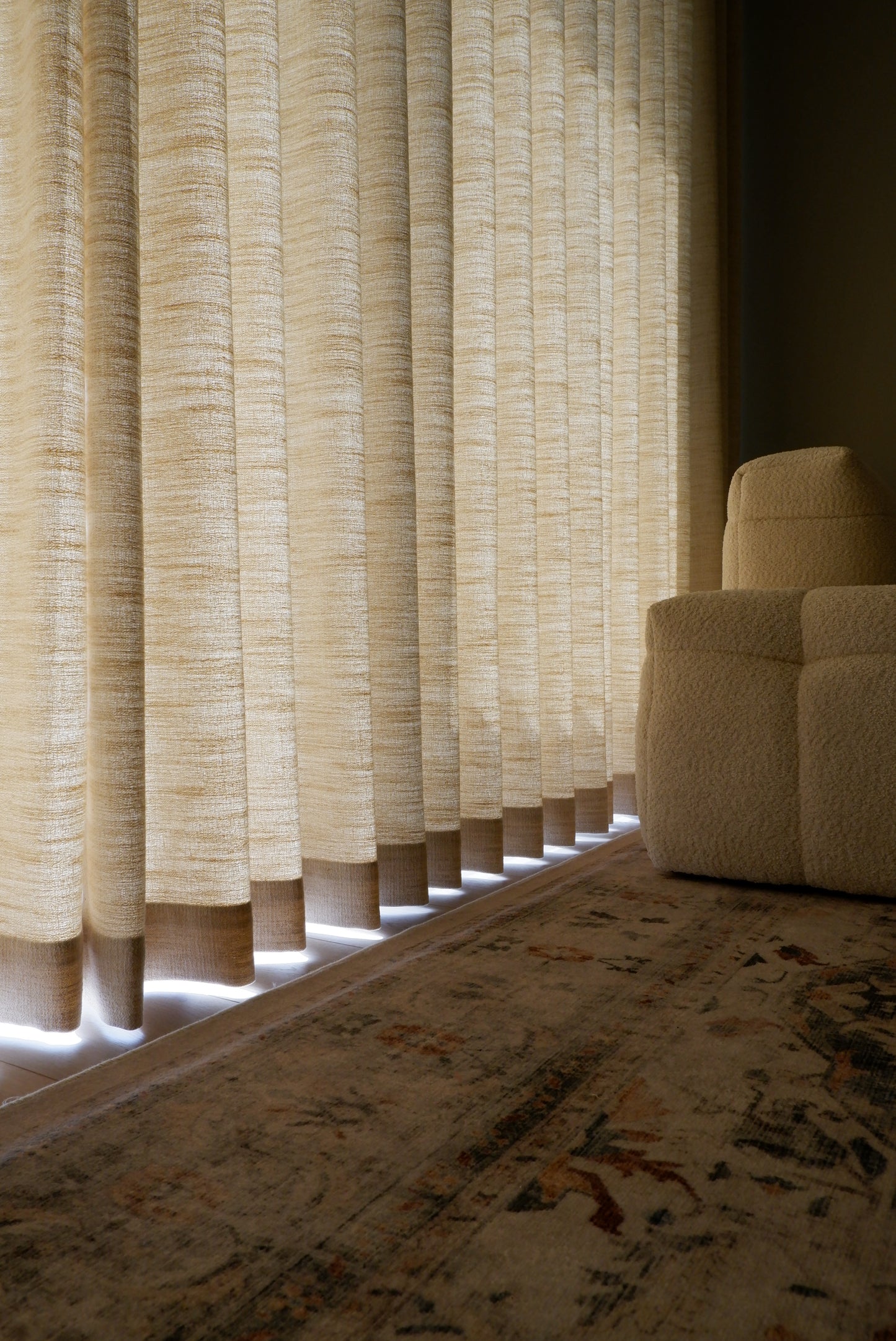 Velgrain – Heavyweight Woven Curtain Fabric